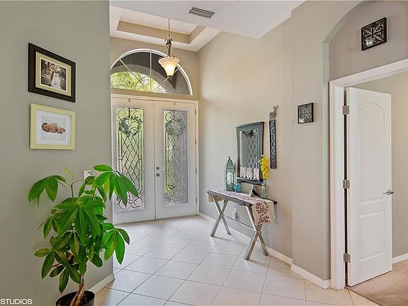 2nd image of 4202 Walden View Dr