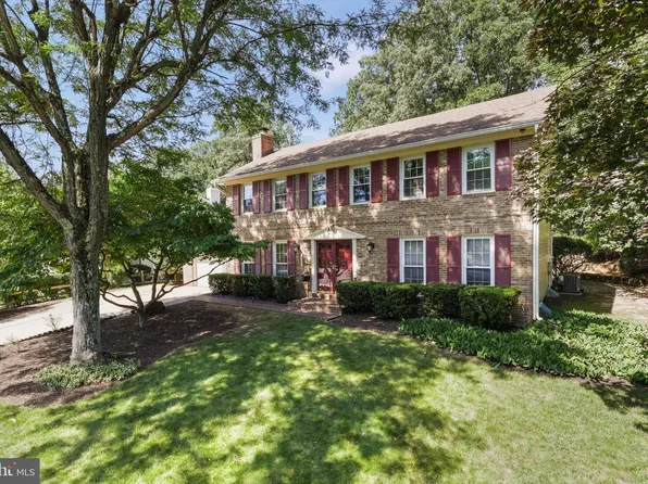 4310 Dahill Pl, Alexandria, VA 22312