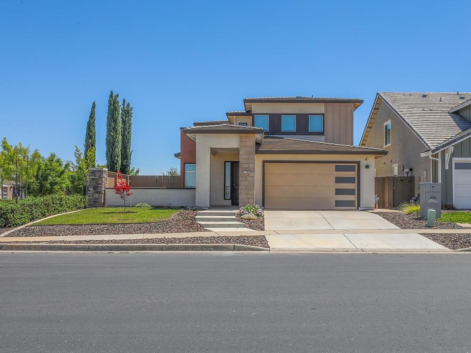 1st image of 12182 Hetch Hechy Dr