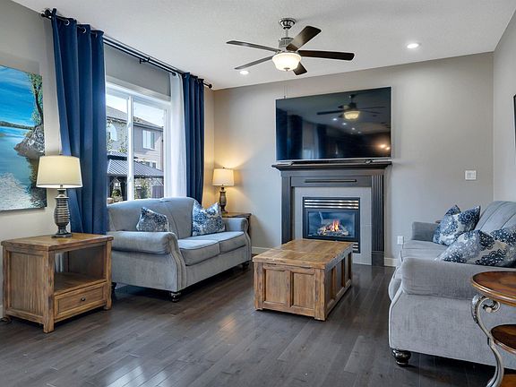 4th image of 3812 Triomphe Blvd