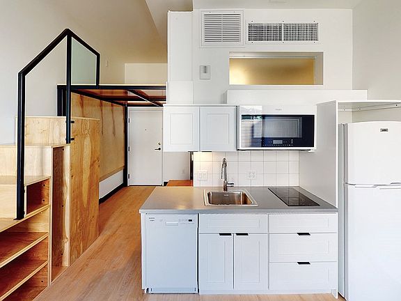 3rd image of 1200 N Lincoln St #205