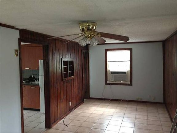 3rd image of 3612 SW 12th Ct