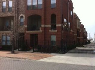 803 Farmers Market Way, Dallas, TX 75201