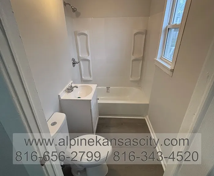 310 Lawndale Ave #1 — Photo 7