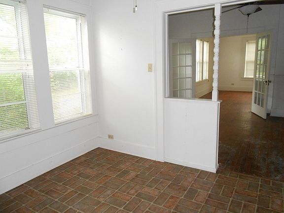 4th image of 501 S 7th St