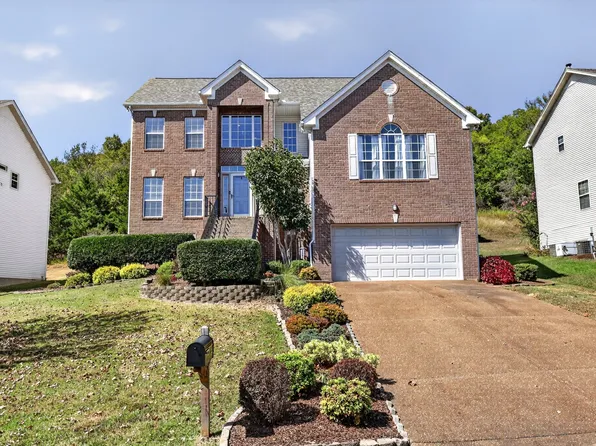 124 Paige Park Ln, Goodlettsville, TN 37072