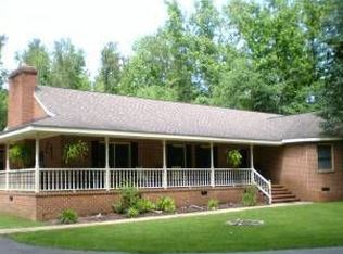 5913 Little Dirt Rd, South Chesterfield, VA 23803