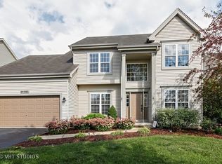 0S983 W Mallory Dr, Geneva, IL 60134