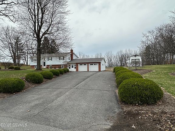 2nd image of 671 Strick Rd