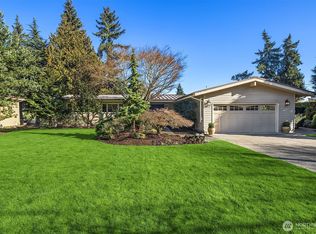 2414 79th Ave NE, Medina, WA