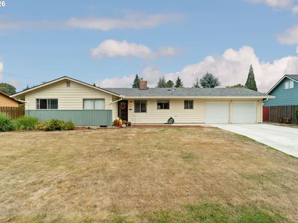 2867 NE Azalea St, Hillsboro, OR 97124