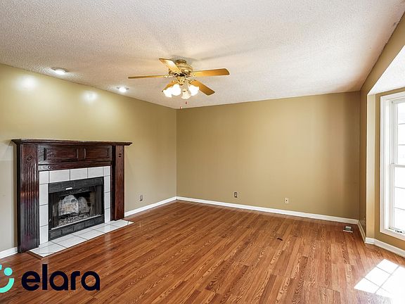 4th image of 2628 Denver Ct