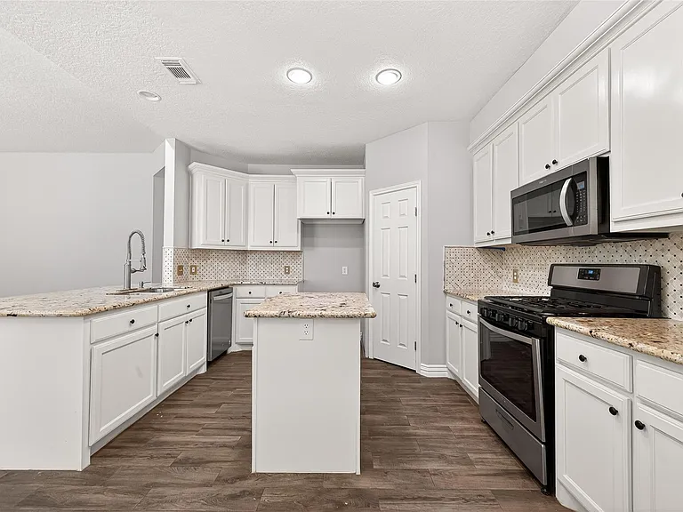 20906 Nettlebrook Ln — Photo 11