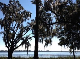 261 W River Rd, Palatka, FL 32177