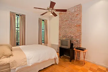 Sold by Avenue Sotheby's International Realty