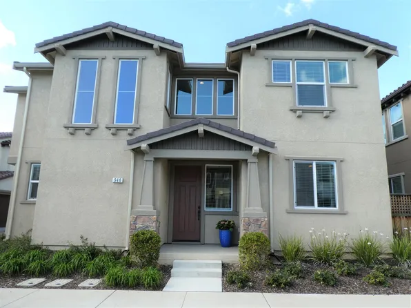 946 Flurry Dr, Livermore, CA 94550