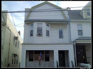 7338 68th Ave, Middle Village, NY 11379