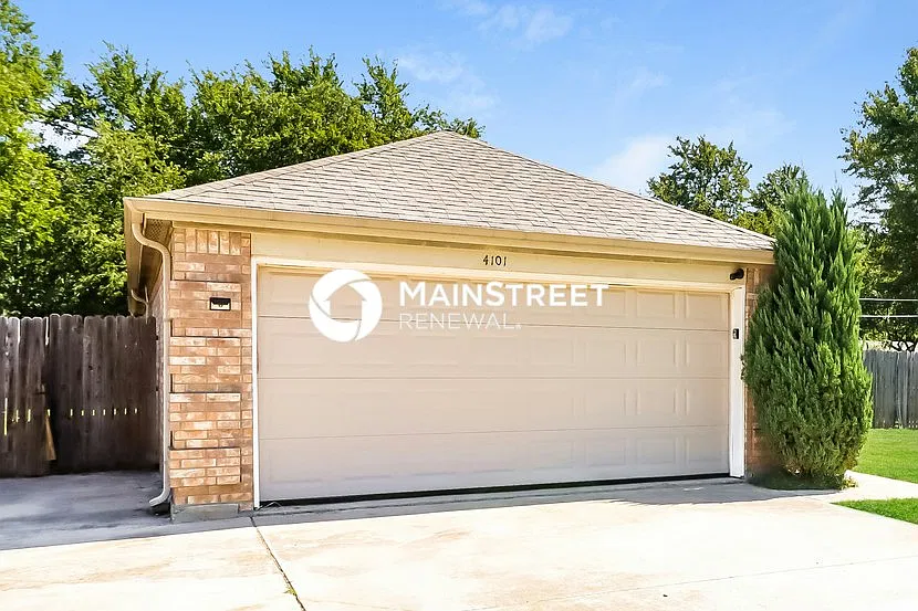 4101 Linkcrest Dr W — Photo 3