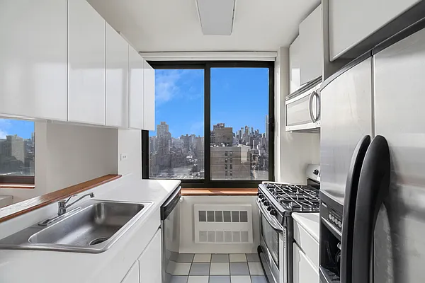 Rented by Compass | media 4