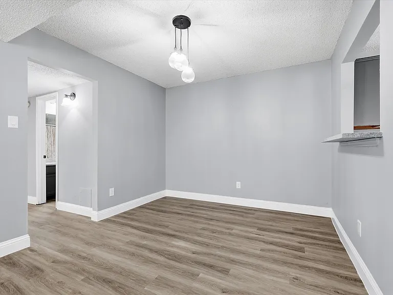 2909 Menlo Park Ln — Photo 12