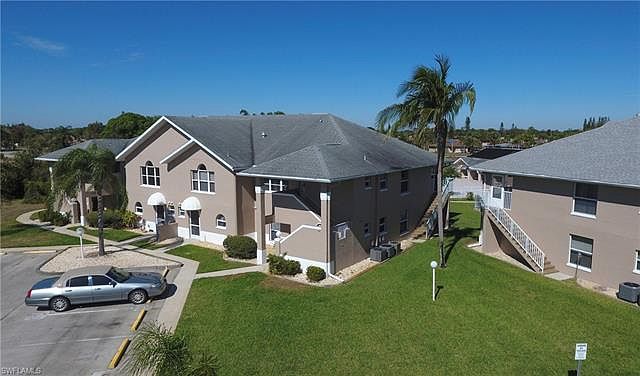 1st image of 28 Cosmopolitan Dr Unit 14