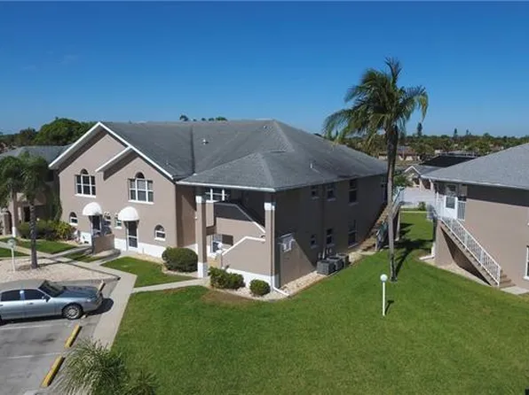 28 Cosmopolitan Dr Unit 14, Lehigh Acres, FL 33936