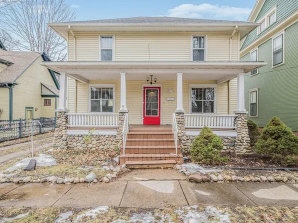 108 N Sycamore St, Marshall, MI 49068