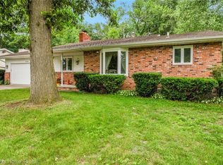 4779 Lakeshore Rd, Fort Gratiot, MI 48059