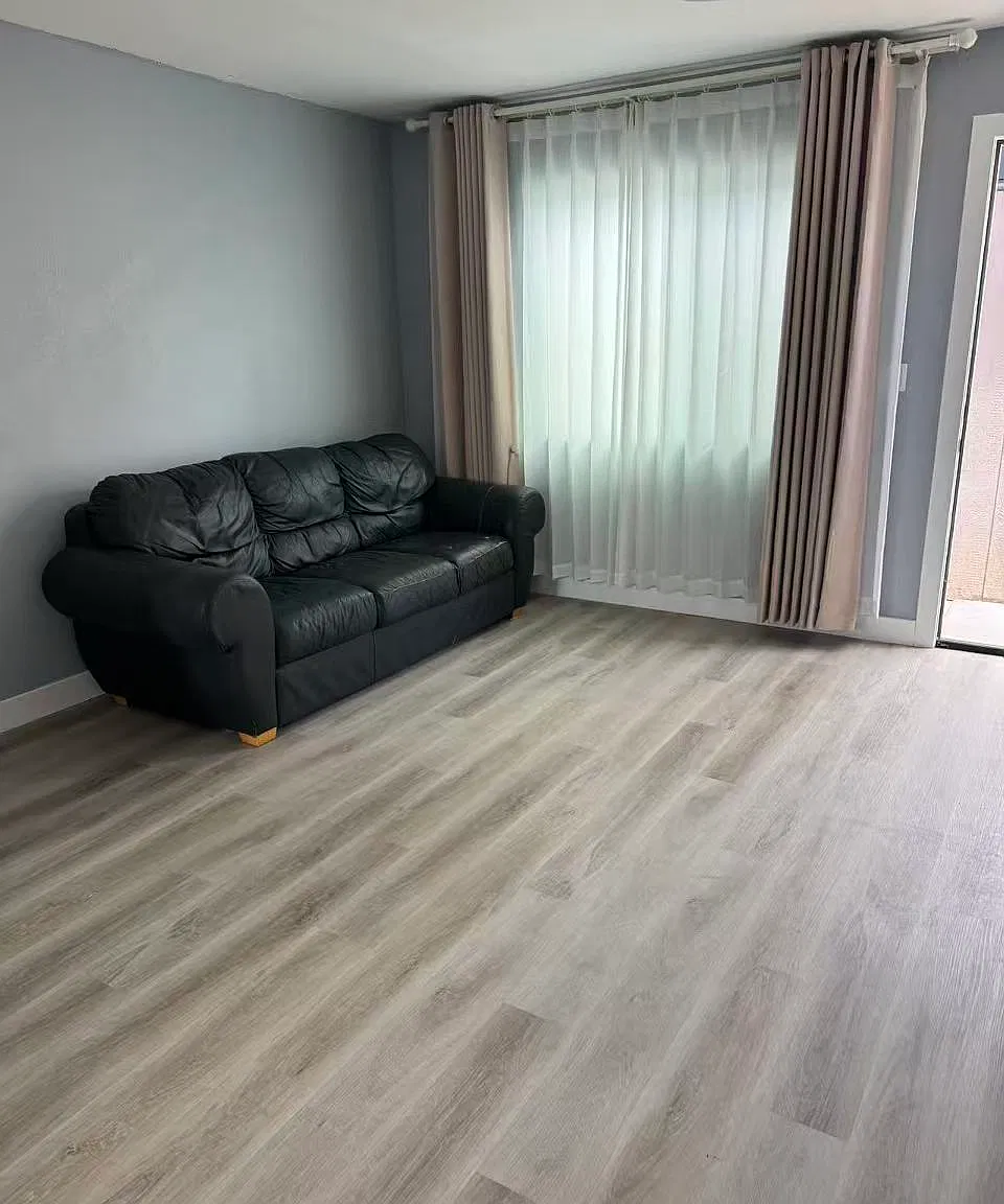 2 bed, 600 sqft, $2,700 — Photo 3