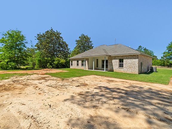 2nd image of 68 Ratcliff Rd