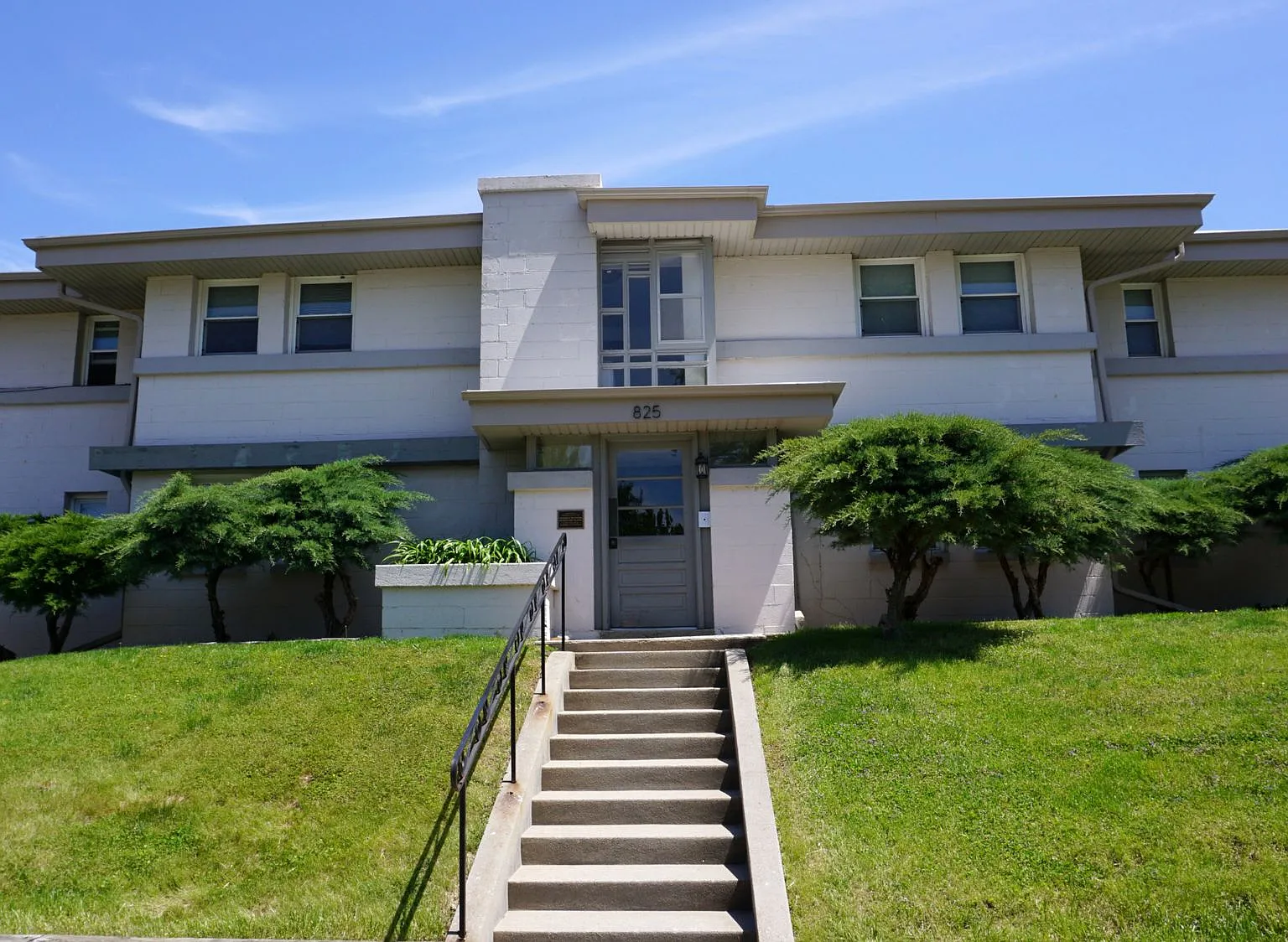 Marcy Court — Photo 2