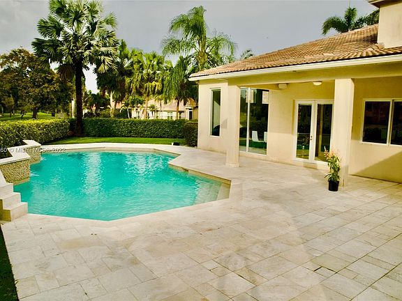 4th image of 2463 Eagle Run Dr #2463