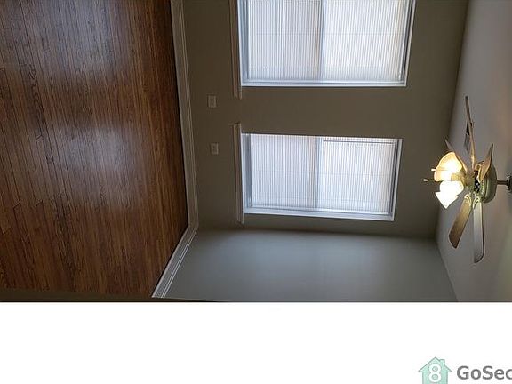 4th image of 618 S Central Park Ave #1