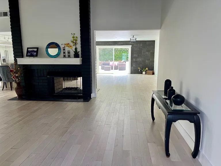 3303 Sawtooth Ct — Photo 13