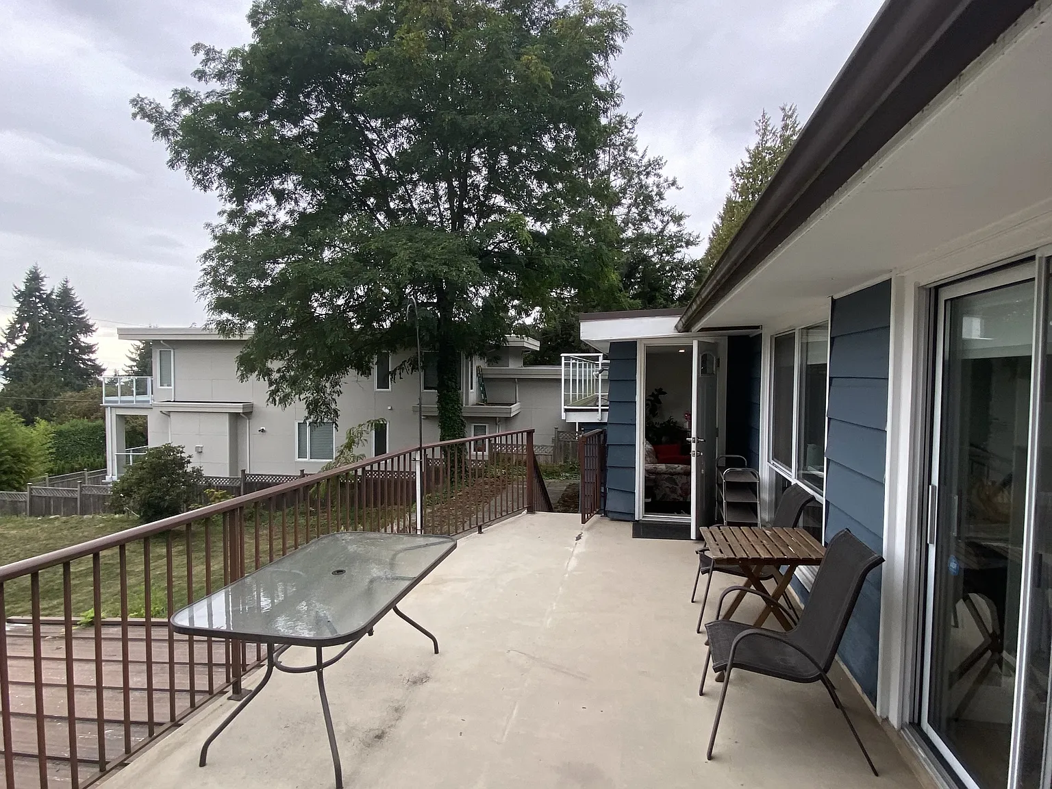 5 bed, 3000 sqft, $6,350 — Photo 4
