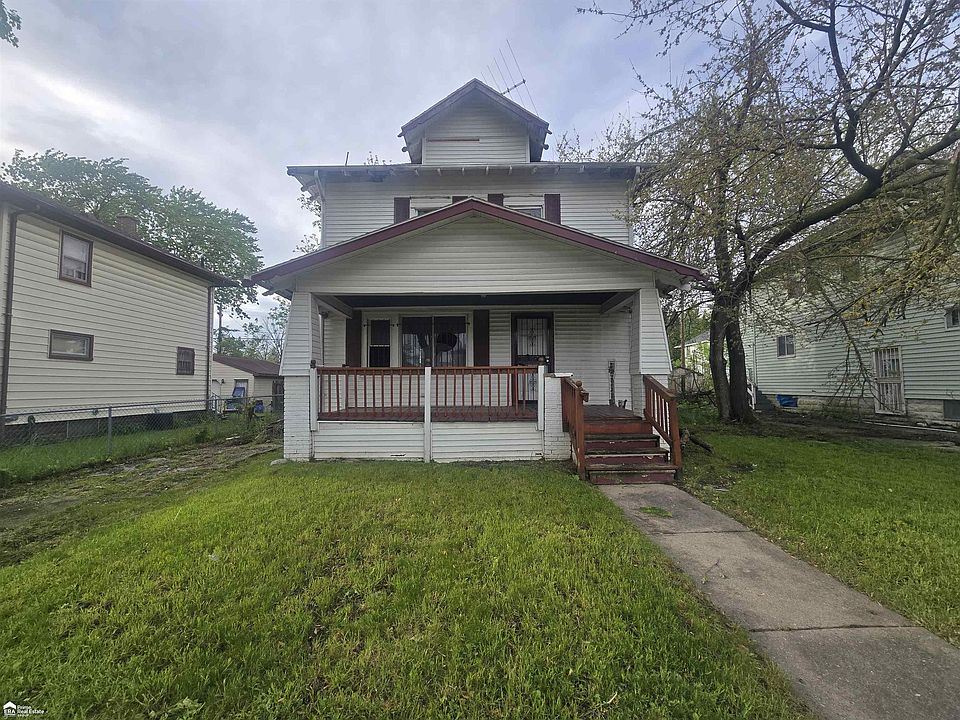 1st image of 124 W Rankin St
