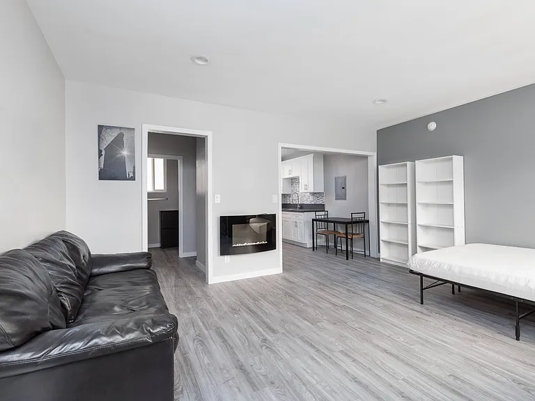 417 S Kenmore Ave #4 — Photo 4