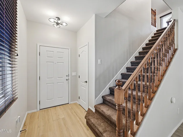 2250 E Wayland Dr — Photo 17