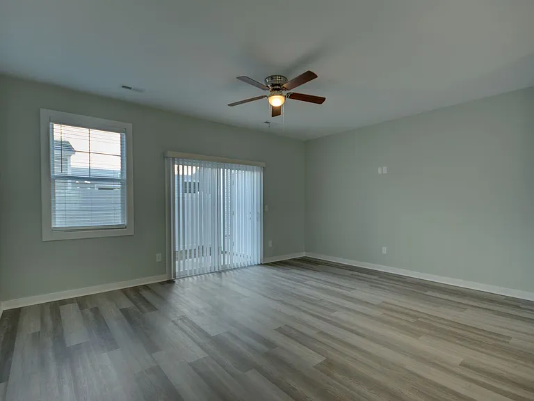 603 Windsurfing Ln — Photo 8