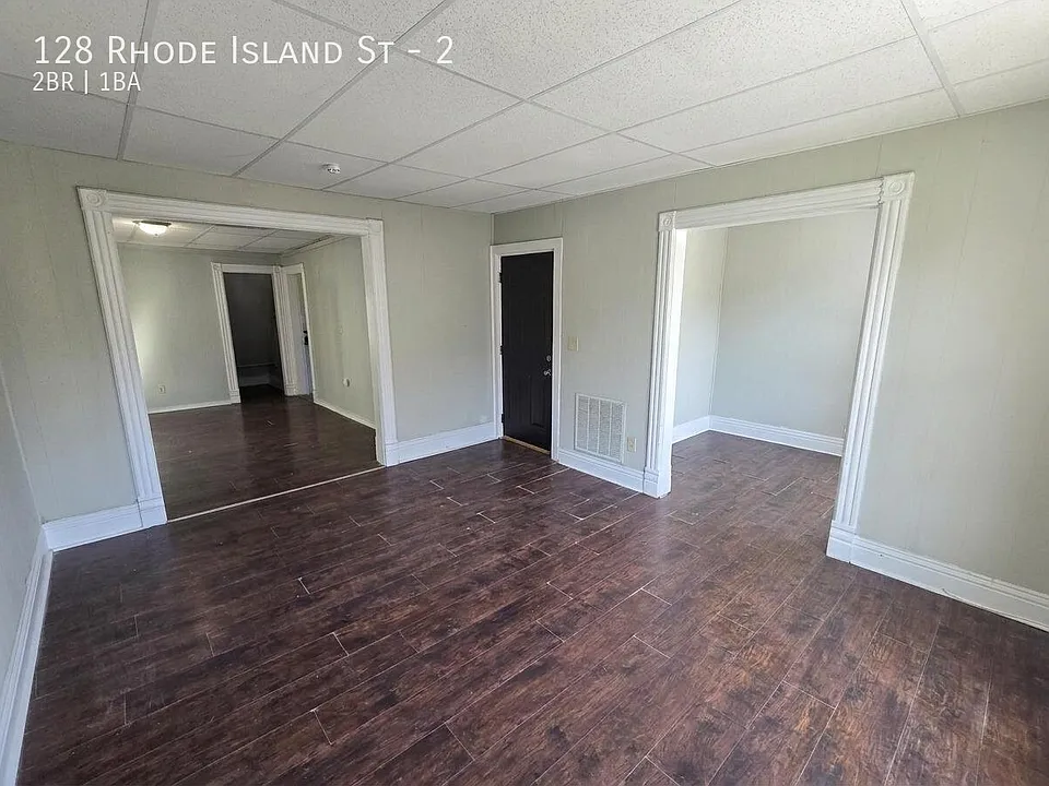 128 Rhode Island St #2