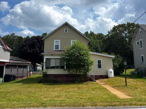 488 State St, Sandy Ridge, PA 16677