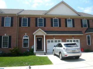 2712 Keebler Ct, Willow Grove, PA 19090