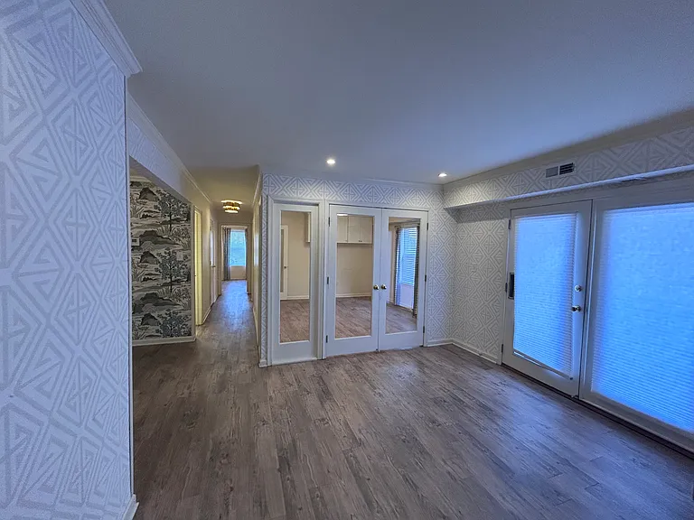 Forestbrook Apartments — Photo 23