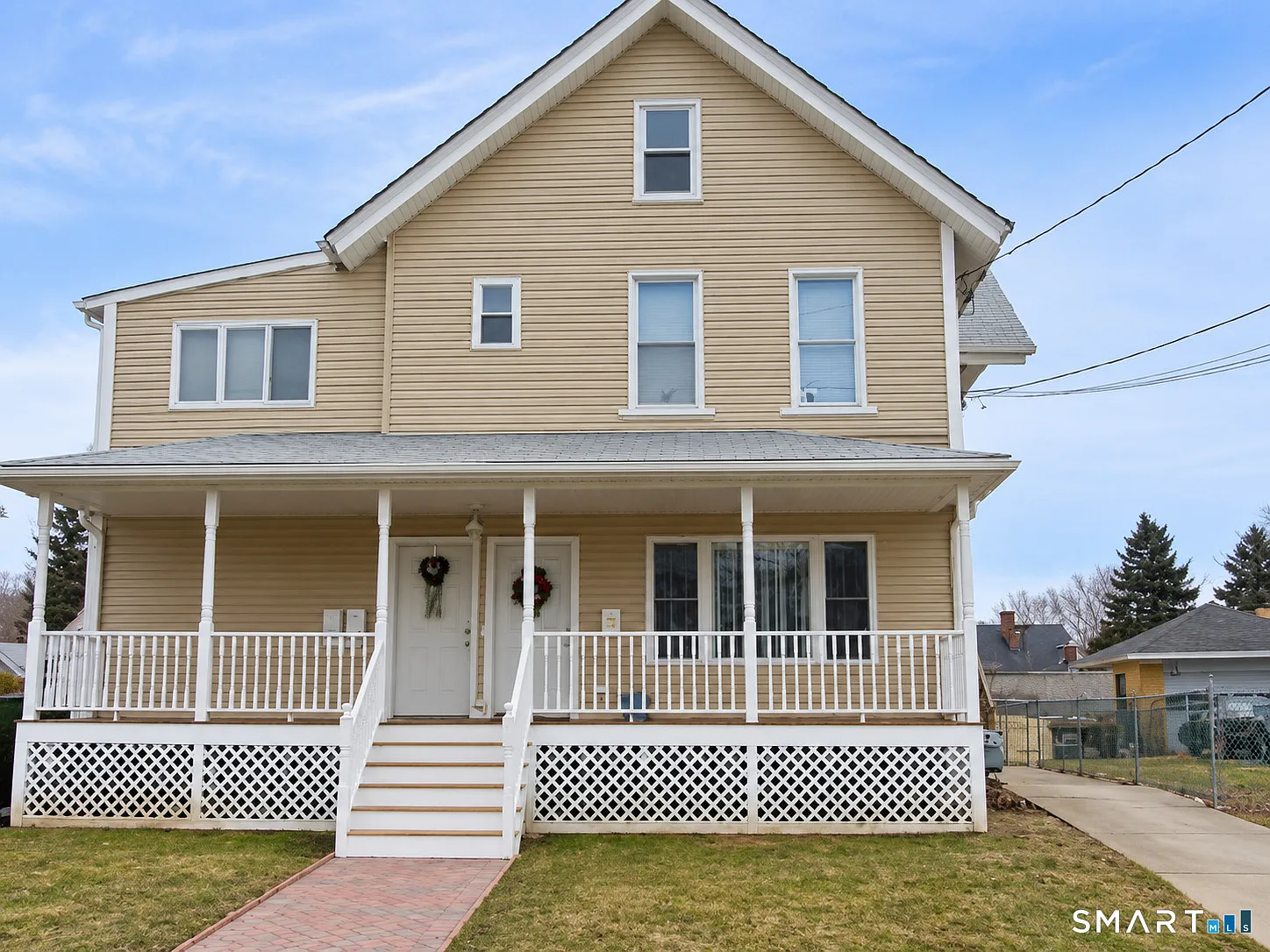 2 bed, 1.0 bath, 999 sqft, $1,800 — Photo 1