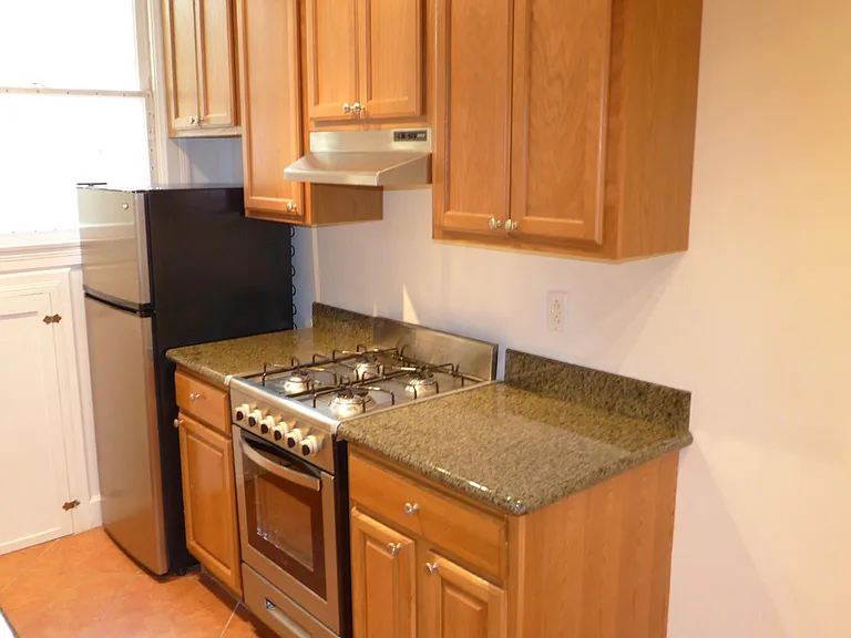 2100 Fell St #1 — Photo 4