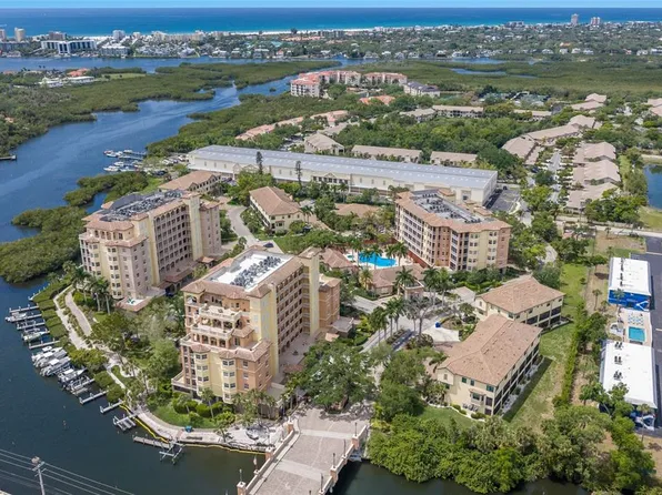 5591 Cannes Cir APT 502, Sarasota, FL 34231