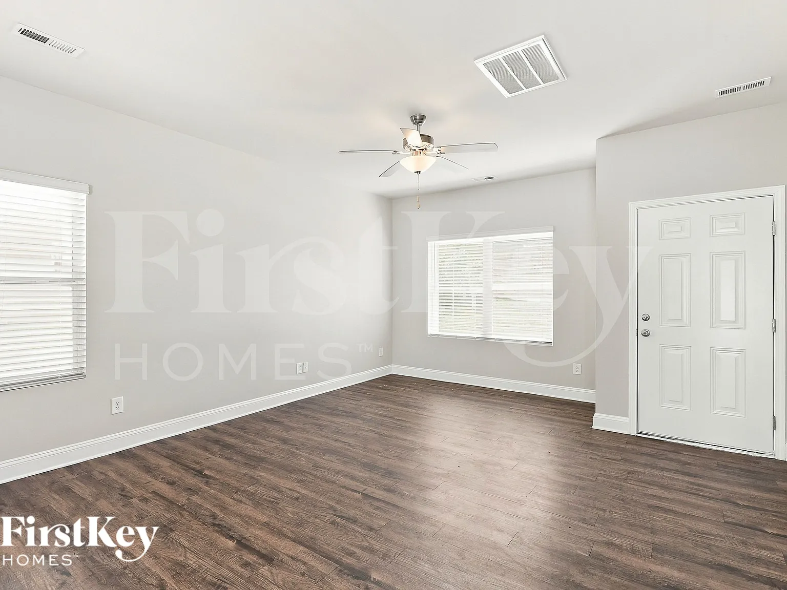 3 bed, 2.5 bath, 1881 sqft, $2,195 — Photo 3