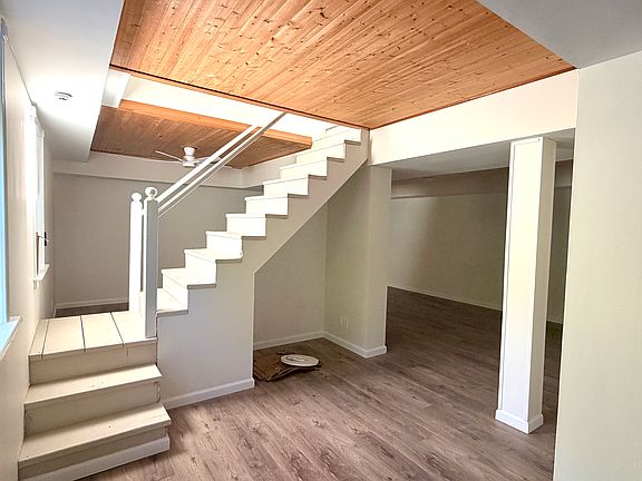 3rd image of 2205 Mason Ct