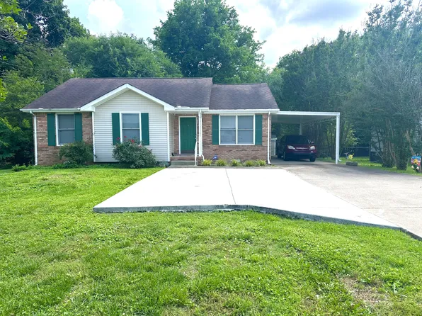 748 Needmore Rd, Clarksville, TN 37040