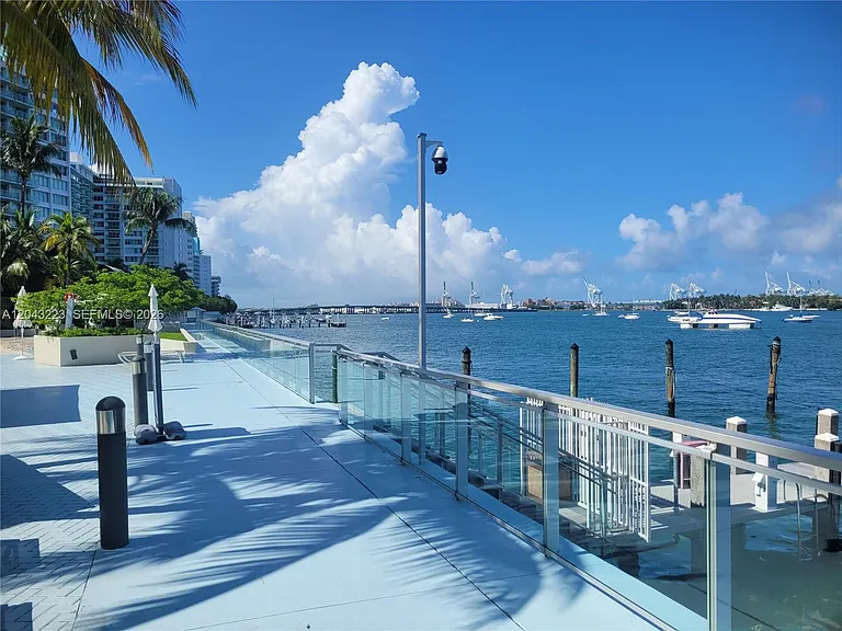 1200 West Ave #720 — Photo 37